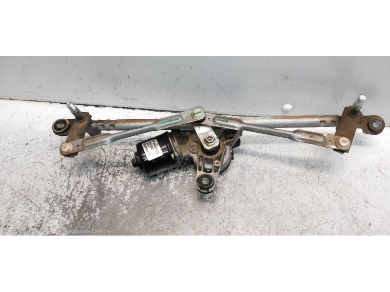 Recambio de motor limpia delantero para ssangyong tivoli crystal 4x2 referencia OEM IAM 7821035002  