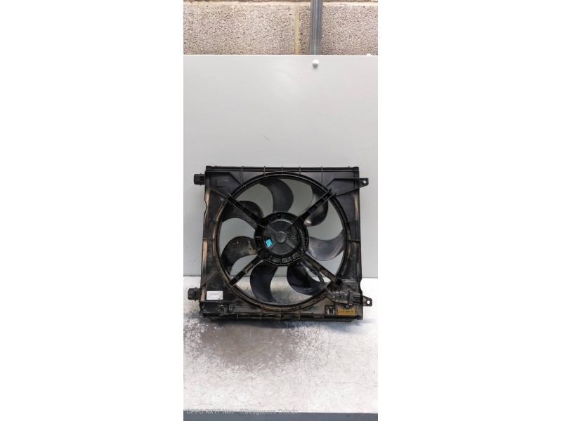 Recambio de electroventilador para ssangyong tivoli crystal 4x2 referencia OEM IAM 2101035060  