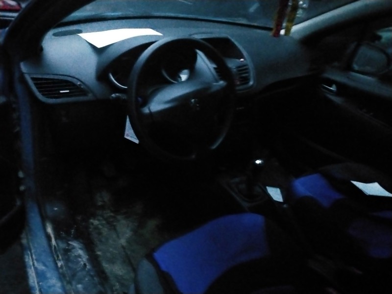 peugeot 207 del año 2007