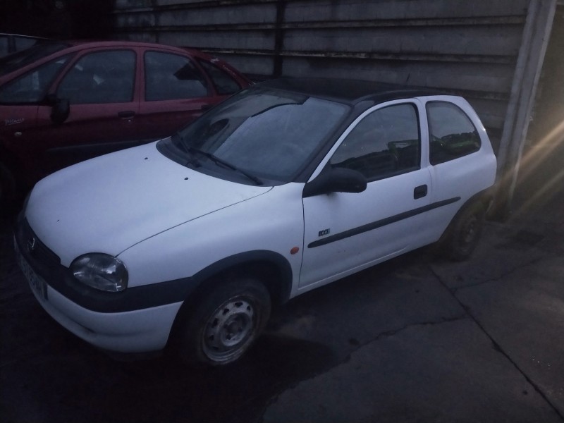 opel corsa b del año 1999