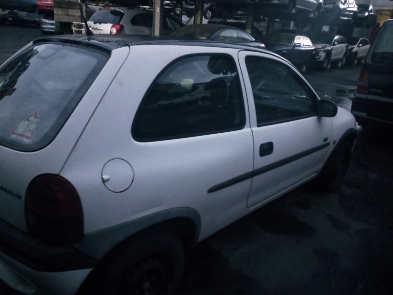 opel corsa b del año 1999