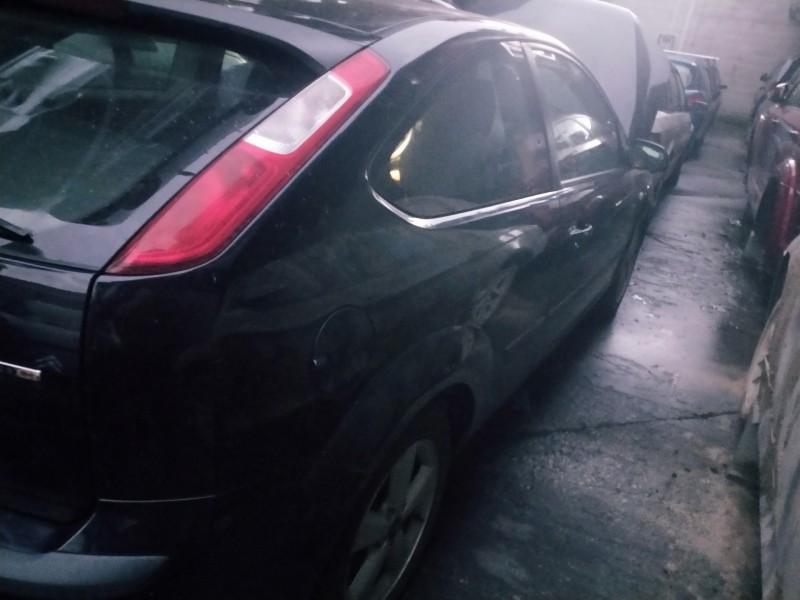 ford focus berlina (cap) del año 2006