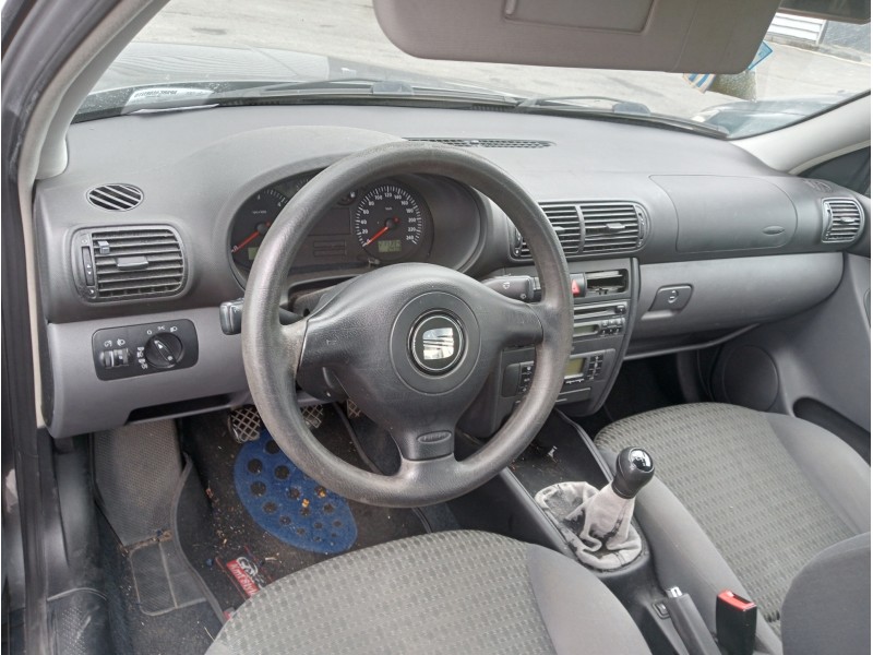 seat toledo (1m2) del año 2003