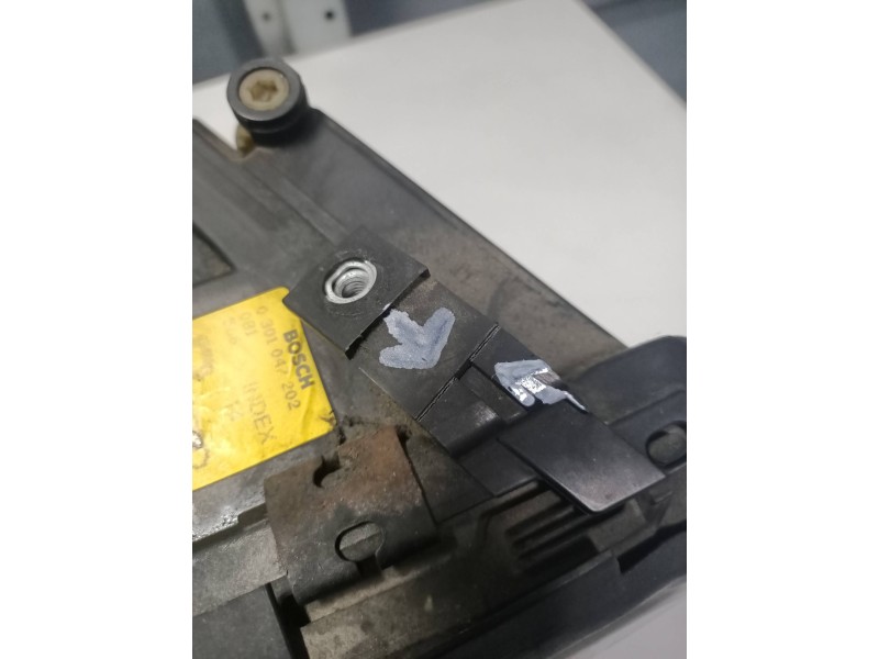 Recambio de faro derecho para audi a8 (d2) 4.2 quattro referencia OEM IAM 0301047202  XENON