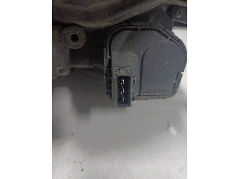 Recambio de faro derecho para audi a8 (d2) 4.2 v8 32v referencia OEM IAM 0301047202  