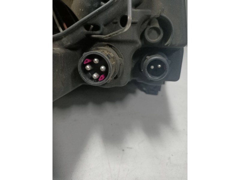 Recambio de faro izquierdo para audi a8 (d2) 4.2 quattro referencia OEM IAM   XENON
