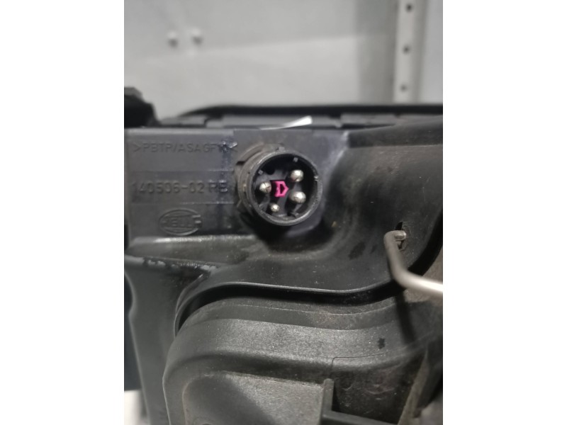 Recambio de faro izquierdo para audi a6 berlina (c4) 2.3 referencia OEM IAM   XENON