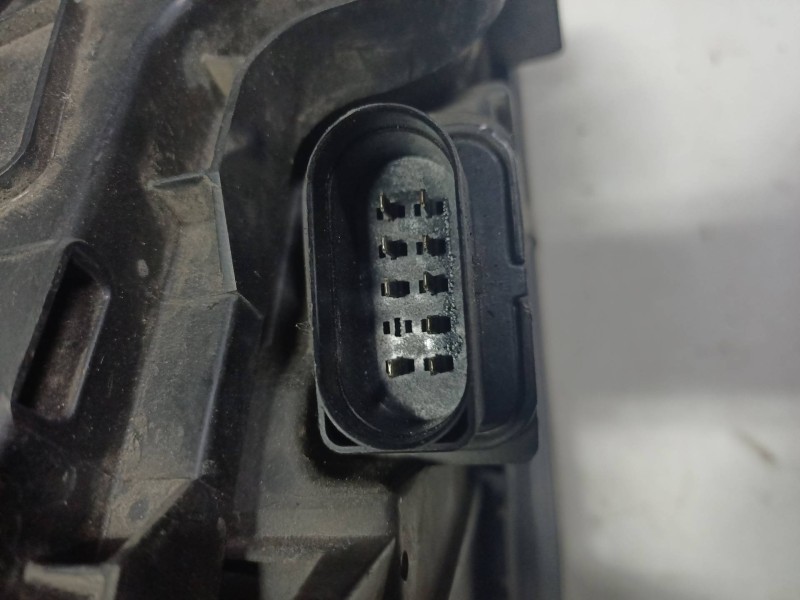 Recambio de faro izquierdo para audi a6 berlina (4b2) 1.9 tdi referencia OEM IAM   