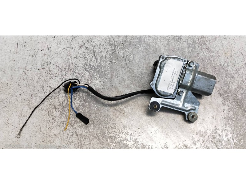 Recambio de motor limpia trasero para peugeot 205 berlina 1.2 referencia OEM IAM   