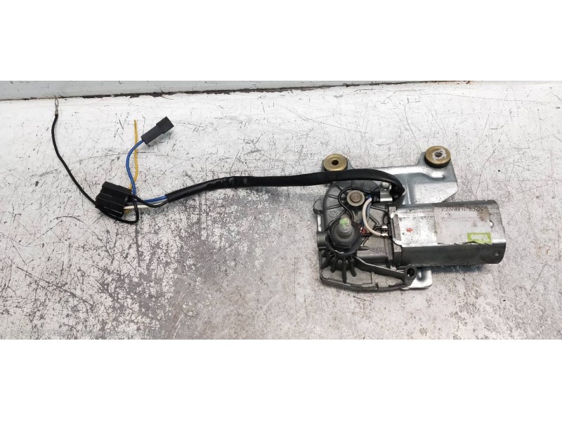 Recambio de motor limpia trasero para peugeot 205 berlina 1.2 referencia OEM IAM   