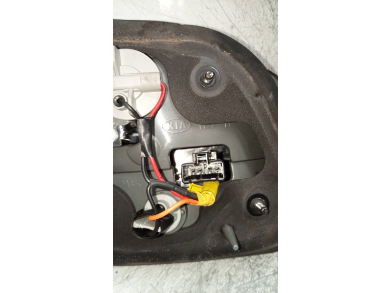 Recambio de piloto trasero derecho interior para kia magentis active referencia OEM IAM   