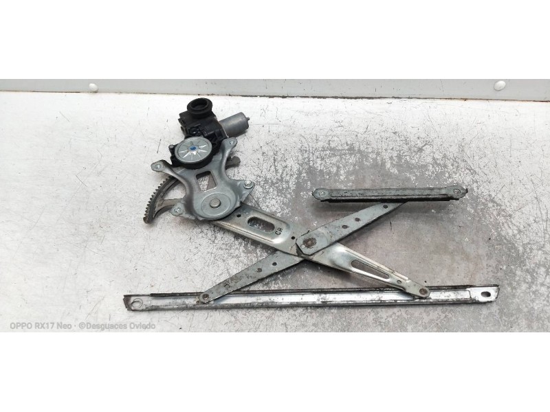 Recambio de elevalunas trasero derecho para toyota prius+ advance referencia OEM IAM 8571047160 060204031 