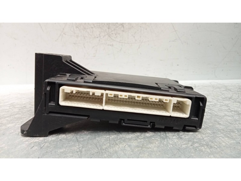 Recambio de modulo electronico para toyota prius+ advance referencia OEM IAM 8865047413 2774003711 