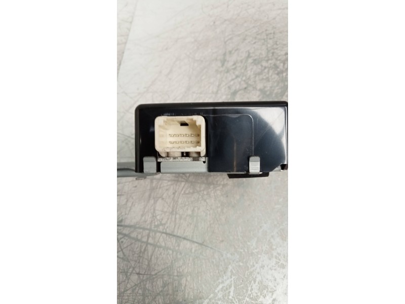 Recambio de modulo electronico para toyota prius+ advance referencia OEM IAM 897B047120 61B995000 