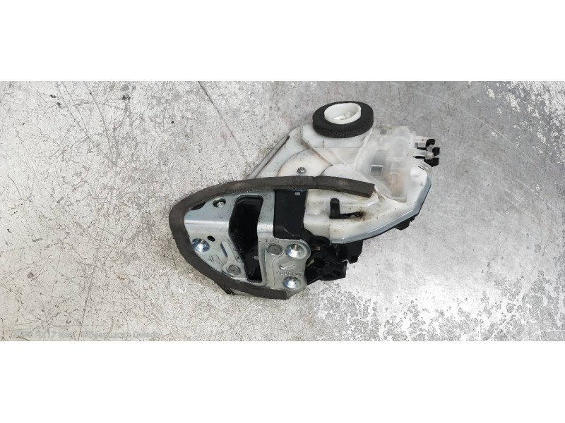 Recambio de motor cierre centralizado trasero izquierdo para toyota prius+ advance referencia OEM IAM   