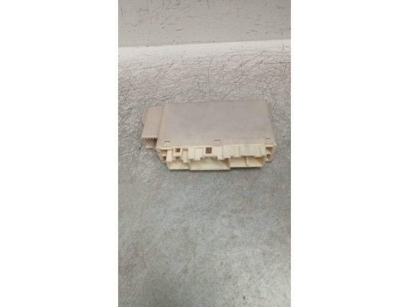 Recambio de modulo electronico para toyota prius+ advance referencia OEM IAM 8264147150 72818963 