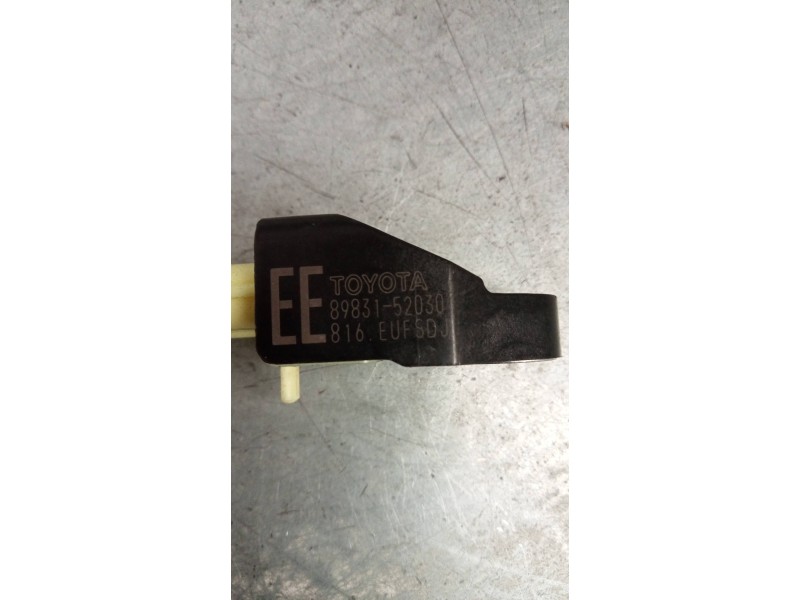 Recambio de sensor para toyota prius+ advance referencia OEM IAM 8983152030  