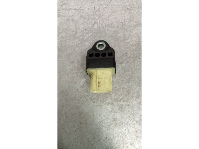 Recambio de sensor para toyota prius+ advance referencia OEM IAM 8983152030  