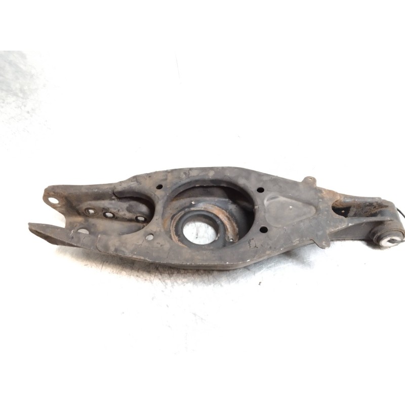 Recambio de brazo suspension inferior trasero derecho para mercedes clase e (w124) familiar td 300 (124.190) referencia OEM IAM 