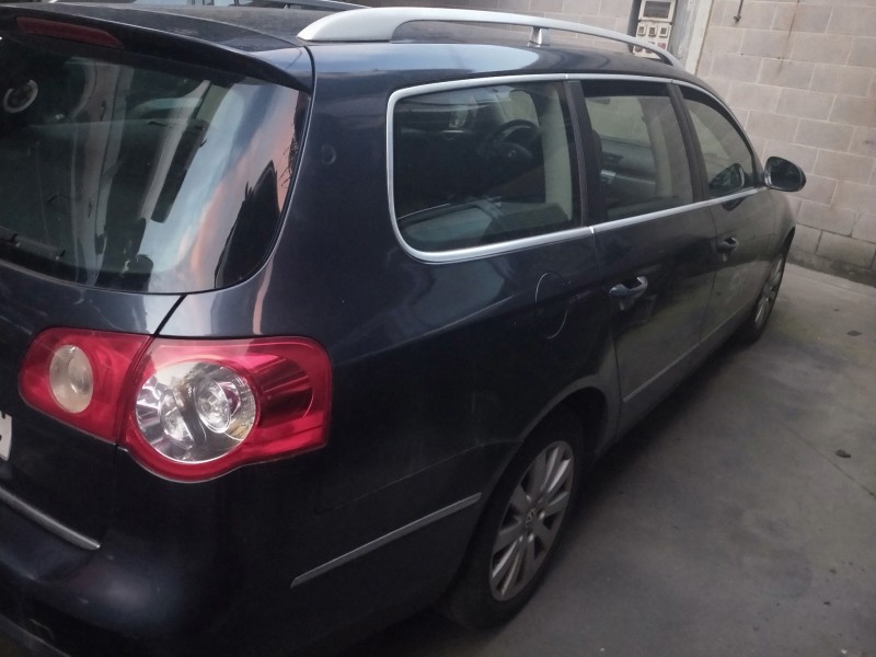 volkswagen passat variant (3c5) del año 2007