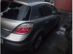 opel astra h berlina del año 2004 2