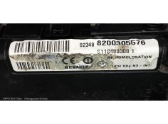Recambio de caja reles / fusibles para renault megane ii berlina 5p confort authentique referencia OEM IAM 8200305576 S118400300 2