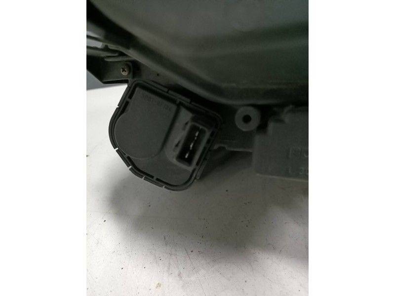 Recambio de faro izquierdo para audi a8 (d2) 4.2 v8 32v referencia OEM IAM 0301047201  XENON