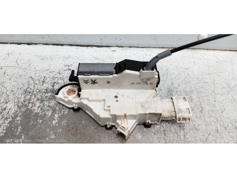Recambio de motor cierre centralizado delantero izquierdo para citroen c4 coupe collection referencia OEM IAM 9686720280  3P