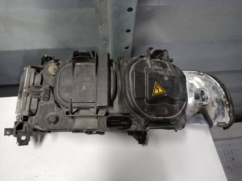 Recambio de faro derecho para audi a8 (d2) 2.5 tdi referencia OEM IAM 50182112040126 1307329066 XENON