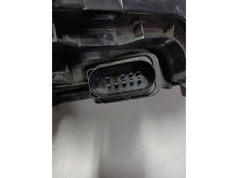 Recambio de faro izquierdo para audi a6 berlina (4b2) 2.5 tdi referencia OEM IAM   
