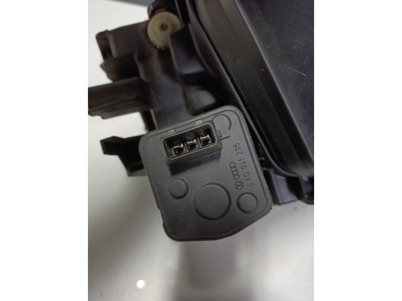 Recambio de faro izquierdo para audi a6 berlina (c4) 2.6 referencia OEM IAM   XENON