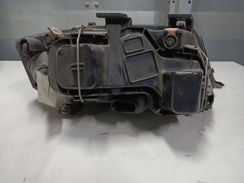 Recambio de faro izquierdo para audi a6 berlina (4b2) 2.8 quattro referencia OEM IAM 4B0941029K  XENON