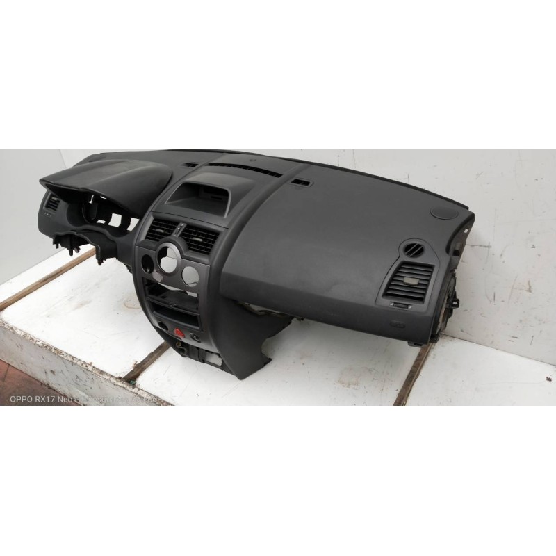 Recambio de kit airbag para renault megane ii berlina 5p confort authentique referencia OEM IAM   