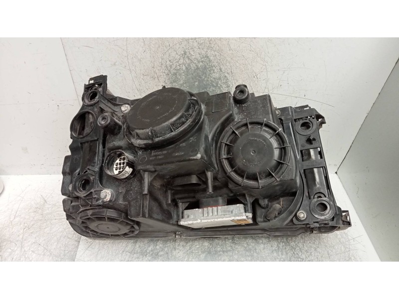 Recambio de faro izquierdo para land rover range rover sport v6 td hse referencia OEM IAM 1EL23802251  