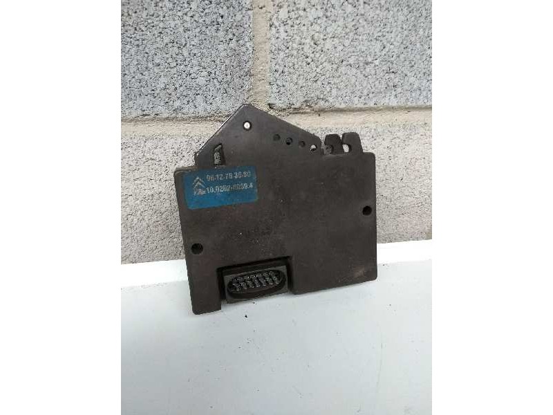Recambio de centralita abs para citroen xantia berlina 1.9 turbodiesel referencia OEM IAM 10094302034 9612783680 