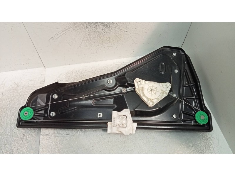 Recambio de elevalunas trasero derecho para land rover range rover sport v6 td hse referencia OEM IAM 994487105  5P