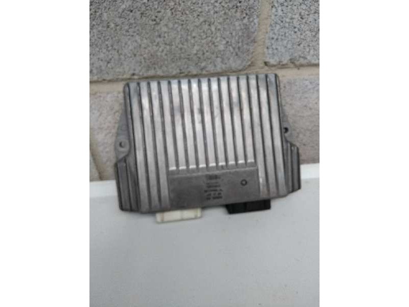 Recambio de centralita suspension para citroen xantia berlina 1.9 turbodiesel referencia OEM IAM 73810802 9610493180 H4 S2G2G