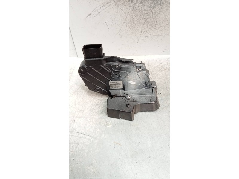 Recambio de motor cierre centralizado trasero izquierdo para land rover range rover sport v6 td hse referencia OEM IAM FQM000157