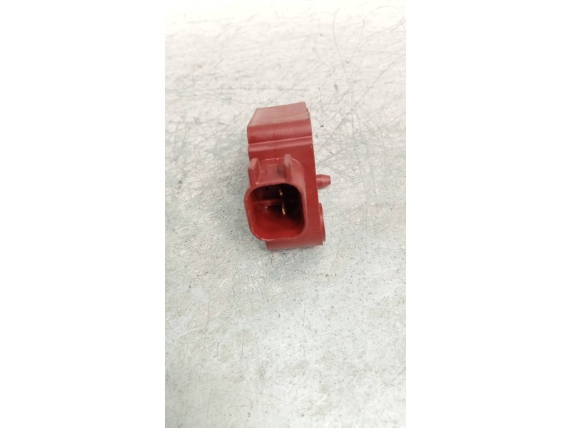 Recambio de sensor para land rover range rover sport v6 td hse referencia OEM IAM YDB000141  SENSOR DE IMPACTO
