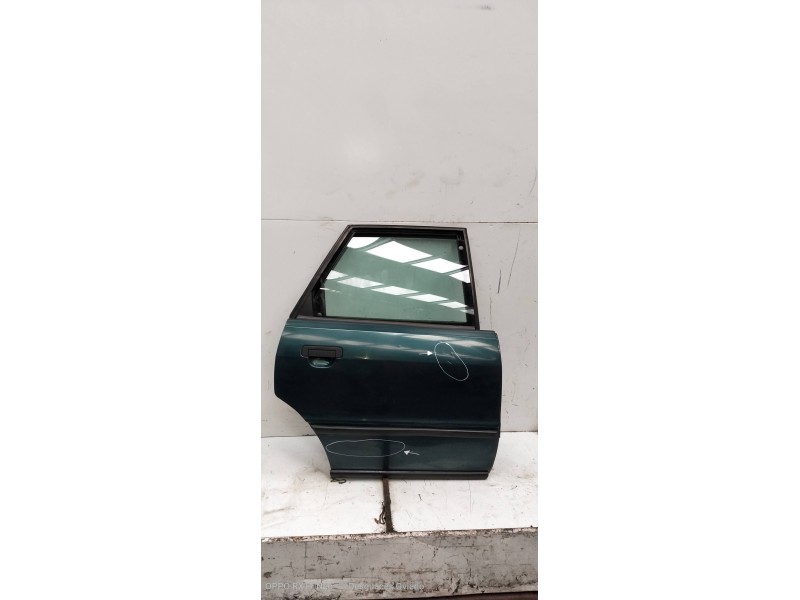 Recambio de puerta trasera derecha para audi 80 1.9 tdi referencia OEM IAM   4P