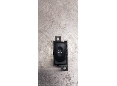 Recambio de mando elevalunas delantero derecho para renault laguna (b56) 2.0 proaktiv automático referencia OEM IAM 7700417485  