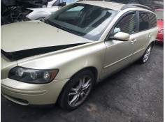 volvo v50 familiar del año 2004