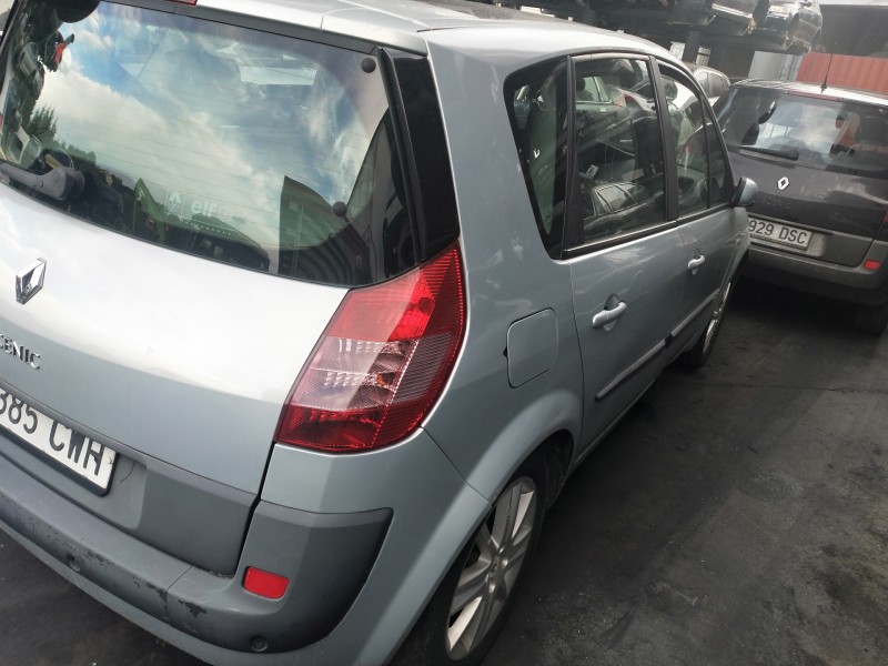 renault scenic ii del año 2004
