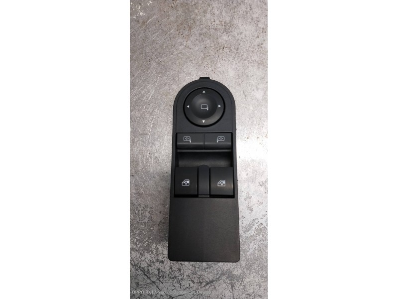 Recambio de mando elevalunas delantero izquierdo para opel astra h ber. edition referencia OEM IAM 13228706  