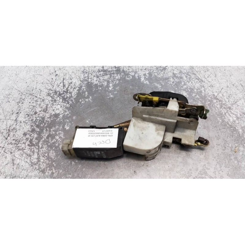 Recambio de motor cierre centralizado delantero derecho para opel corsa b viva referencia OEM IAM 90493702  