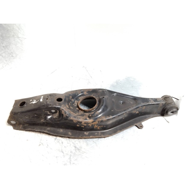 Recambio de brazo suspension inferior trasero izquierdo para mercedes clase e (w124) familiar td 300 (124.190) referencia OEM IA