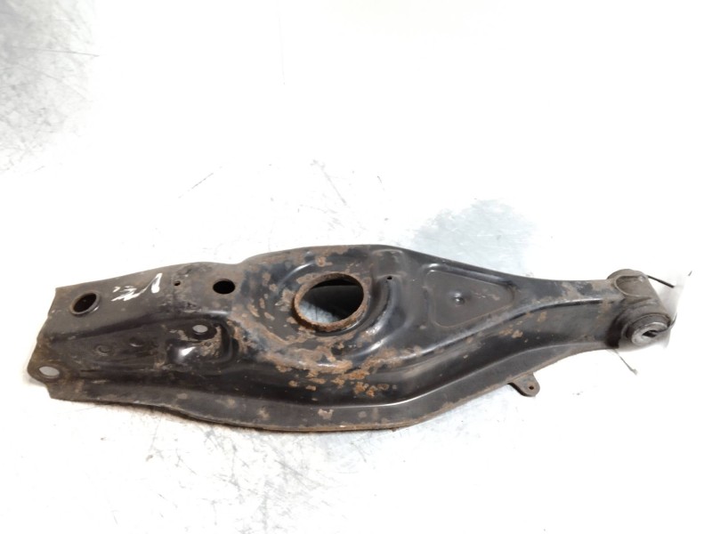 Recambio de brazo suspension inferior trasero izquierdo para mercedes clase e (w124) familiar td 300 (124.190) referencia OEM IA