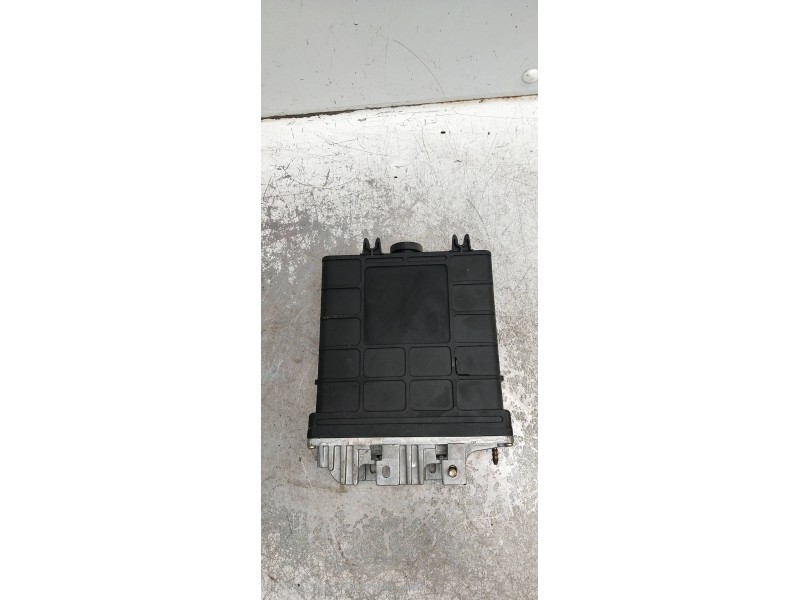 Recambio de centralita motor uce para audi 80 1.9 tdi referencia OEM IAM 0281001316 028906021AP 0281001317