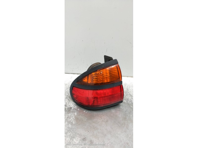 Recambio de piloto trasero izquierdo para renault laguna (b56) 2.0 proaktiv automático referencia OEM IAM   