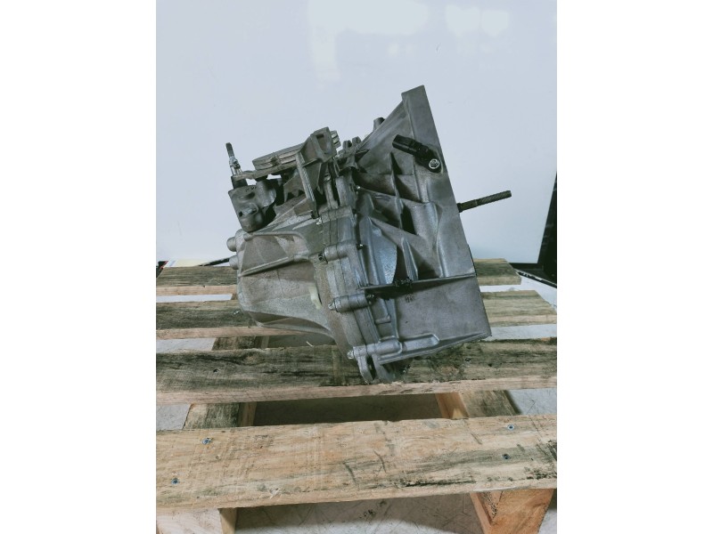 Recambio de caja cambios para renault scenic ii dynamique referencia OEM IAM TL4A015 S049224 6V